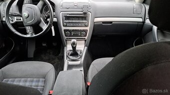 Škoda Octavia Combi Style 2.0 TDI 2012 - 8