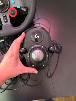 Logitech G29 + pedále + radiaca páka - 8