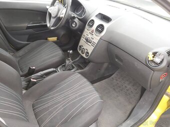 Opel Corsa 1.2 16V Cosmo - 8