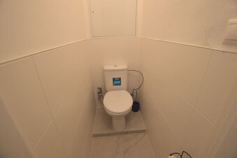 Na prenájom 2izb, Košická, 60m2, p.1./4, po rekonštrukcii, i - 8