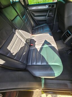 VW Touareg 3.0 TDI - 8