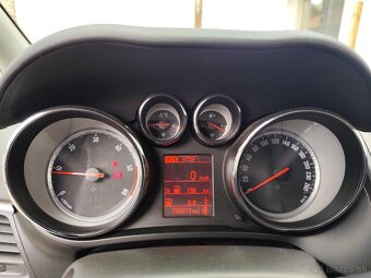 Opel zafira Tourer 7-miestné - 8