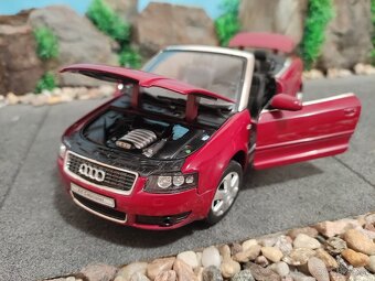 Prodám model 1:18 audi A4 B6 cabrio - 8