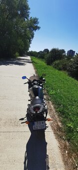 Yamaha FZ6 - 8