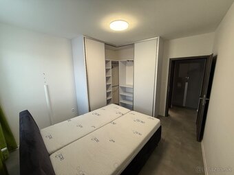 Predám 3 izbový byt v Nižnej 58 m2 - 8