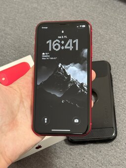 iPhone 11 64gb Červený - 8
