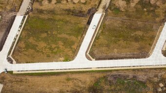 Pozemok na výstavbu rodinného domu - 8