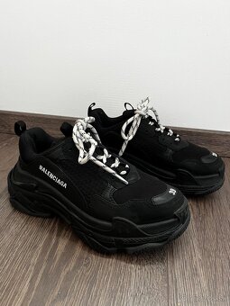 Balenciaga Triple S Black - 8