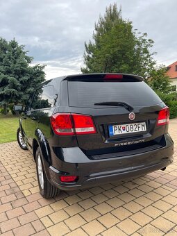 Fiat Freemont 2.4 VVT benzín Automat 2015 - 8