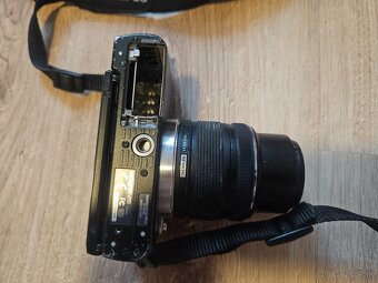 Olympus 17mm, 14-42mm, nikon 50mm - 8
