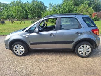 SUZUKI SX 4 1,6 BENZÍN 4X4 KLÍMA - 8