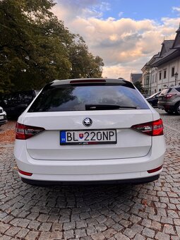ŠKODA SUPERB III 2.0TDI 110kw COMBI - 8
