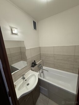 Prenájom 2 izbový byt Kremnica - 8