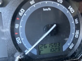 Škoda fabia 1.4 benzín - 8