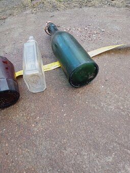 Staré fľaše na dekoráciu - 8