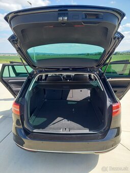 Volkswagen Passat Variant 2.0 TDI DSG Higline - 8