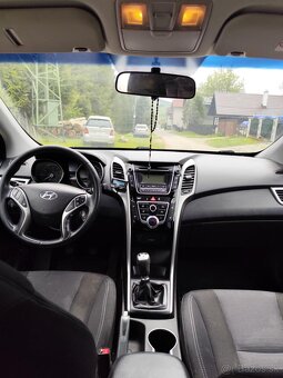 Hyundai i30 1.4 16V 73KW R.V 2013 - 8