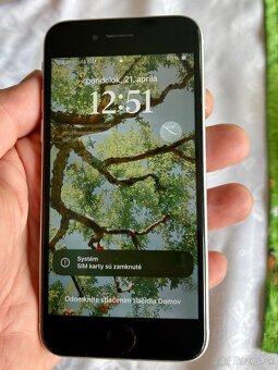 📱 iPhone SE 2020 64 GB – biely – 100 % batéria, ako nový - 8