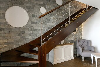 Priestranný 4-izb. mezonet 145m²,2 loggie–Zobor,NR - 8