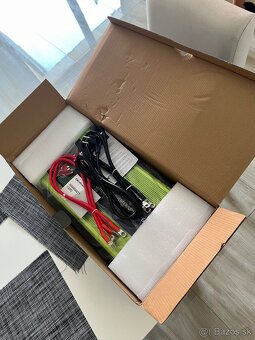 Qoltec Monolith Pure Sine Wave Invertor - 8