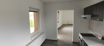 Zrekonštruovaný rodinný dom v obci Borský Mikuláš - 8