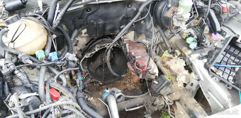 Rozpredam OPEL FRONTERA B 2,2 BENZIN 100KW - 8