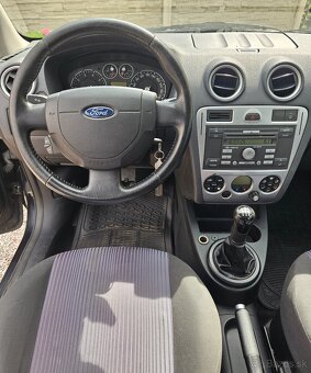 FORD Fusion 1.4 - benzín - 8