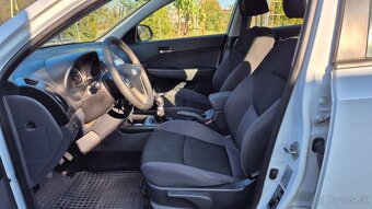 Hyundai i30 cw,  kupované v SR, vyhrievané sedadlá - 8