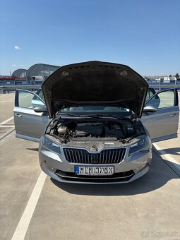 Škoda Superb Combi 2.0 TSI 4x4 DSG (200 kW) - 8