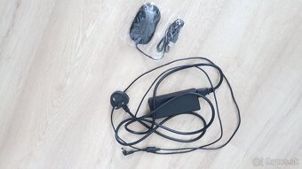 ASUS Vivobook 17 - 8