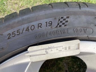 AUDi orig. Q3 5x112 8j x19 ET 36 255 40 R19 - 8