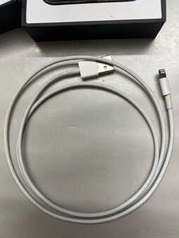 iPhone X - 8