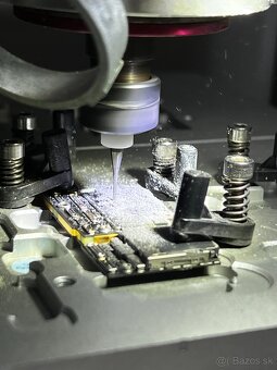 Profesionálny servis iPhone – oprava základných dosiek - 8