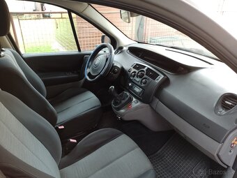 Predám Renault Scenic - 8