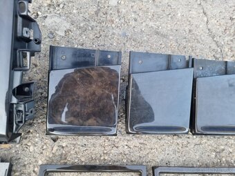 PREDAM DIELY DREVODEKORU STREDOVY PANEL atd GOLF 4 BORA - 8