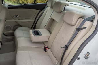 Renault Fluence Privilege 1.6 16V - 8