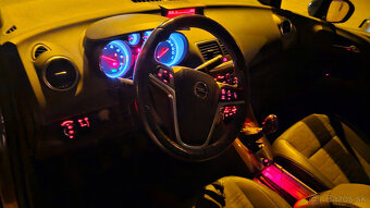 Opel Meriva B, 1,6 CDTI, COSMO, rok 2015, +ŤZ - 8