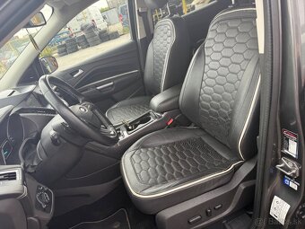 Ford Kuga 2.0 TDCi Vignale A/T AWD -137tis.KM-2017- - 8