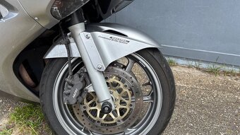 Honda VFR800 - 8