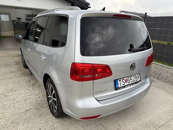 Volkswagen Touran 2.0 TDI BlueMotion, automat, 103kw - 8