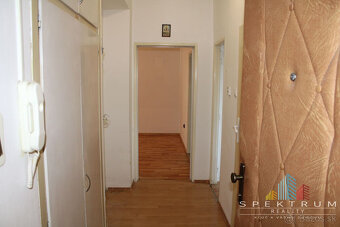 SPEKTRUM REALITY- Na Predaj 2-izbový byt, 57 m2, okres Priev - 8