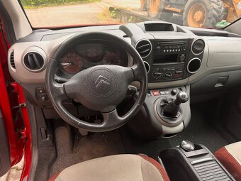 Predám Citroen Berlingo 2011 1.6i 88kw naj.189000km - 8