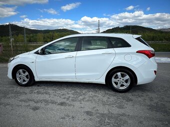 Hyundai i30 combi 1.6Crdi 2015 - 8