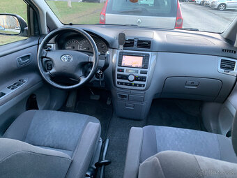 Toyota Avensis Verso 2.0 vvti LPG - 8