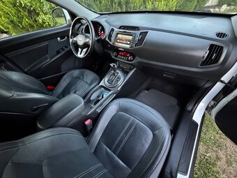KIA SPORTAGE 2.0 CRDI 4WD - 8