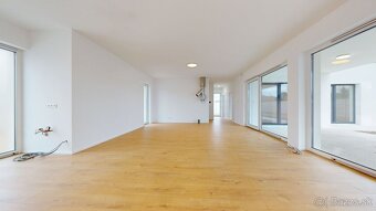 NOVOSTAVBA | Moderný a nízkoenergetický samostatne stojací r - 8