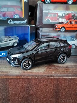 Toyota modely 1:32-1:43 - 8
