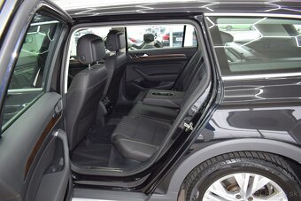 Volkswagen Passat ALLTRACK 2.0TDi,VIRTUAL,MATRIX - 8