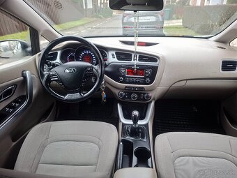 Kia Ceed 1.6i 99kw Benzín 2014  NOVÁ STK A EK - 8
