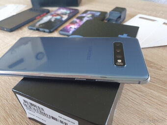 Samsung Galaxy S10 plus Blue - 8